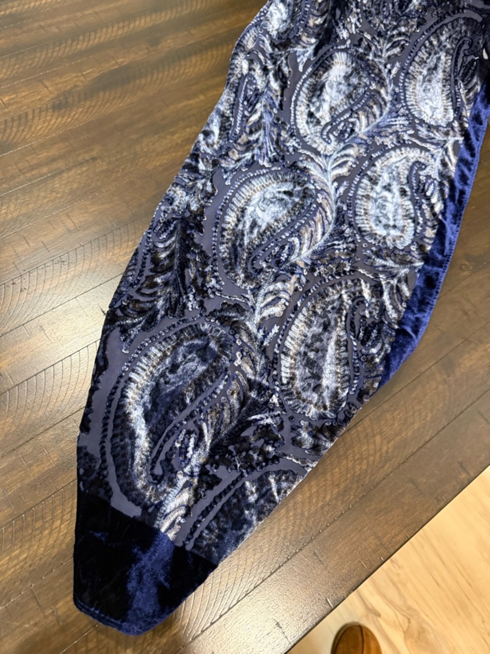 Bob Mackie Navy and Black Velvet Paisley Wrap